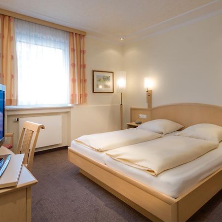Hotel Gasthof Zur Post Unterföhring Szoba fotó