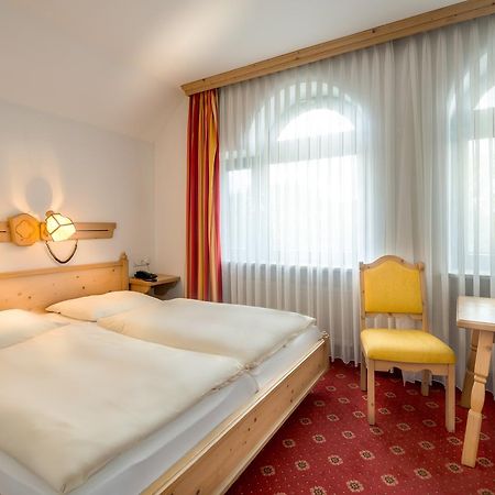 Hotel Gasthof Zur Post Unterföhring Kültér fotó