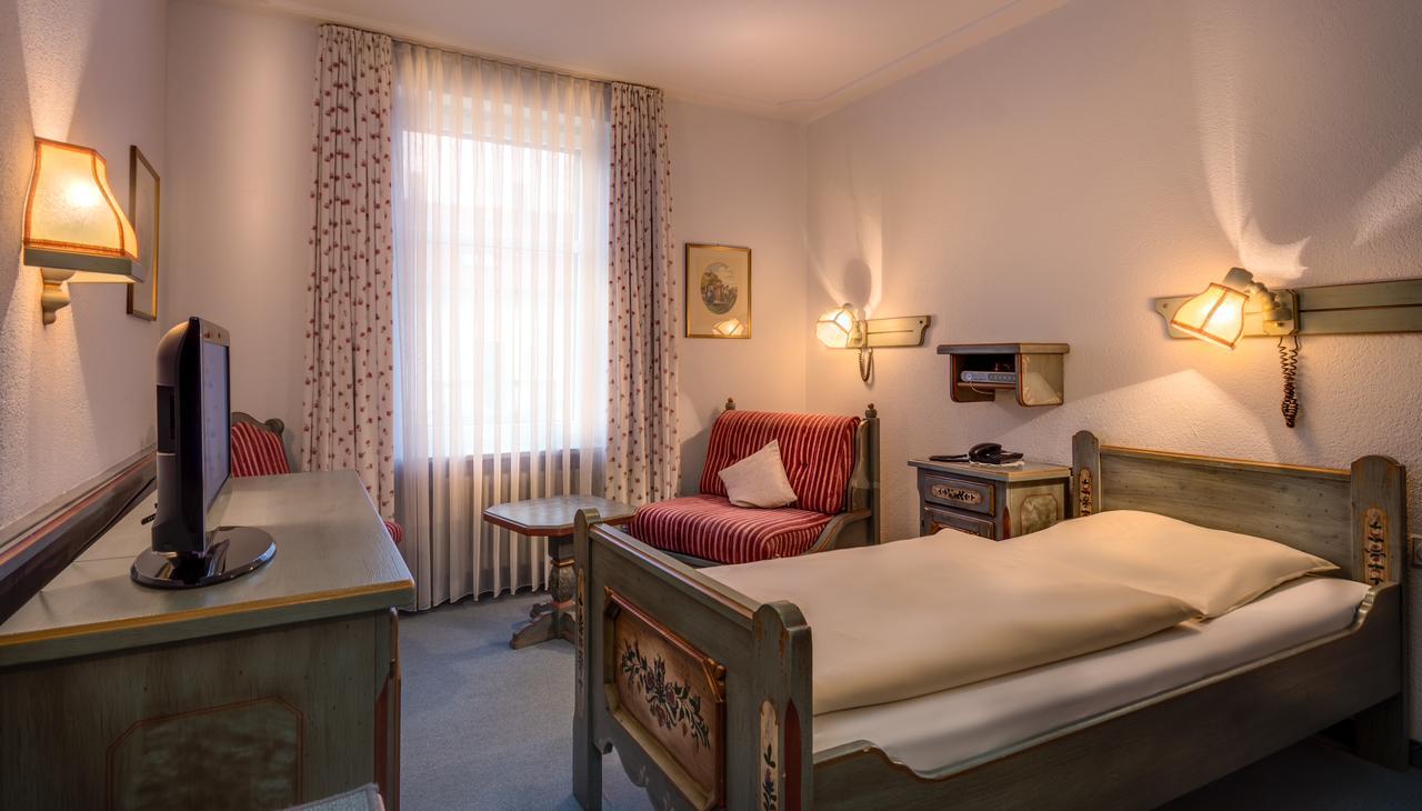 Hotel Gasthof Zur Post Unterföhring Kültér fotó