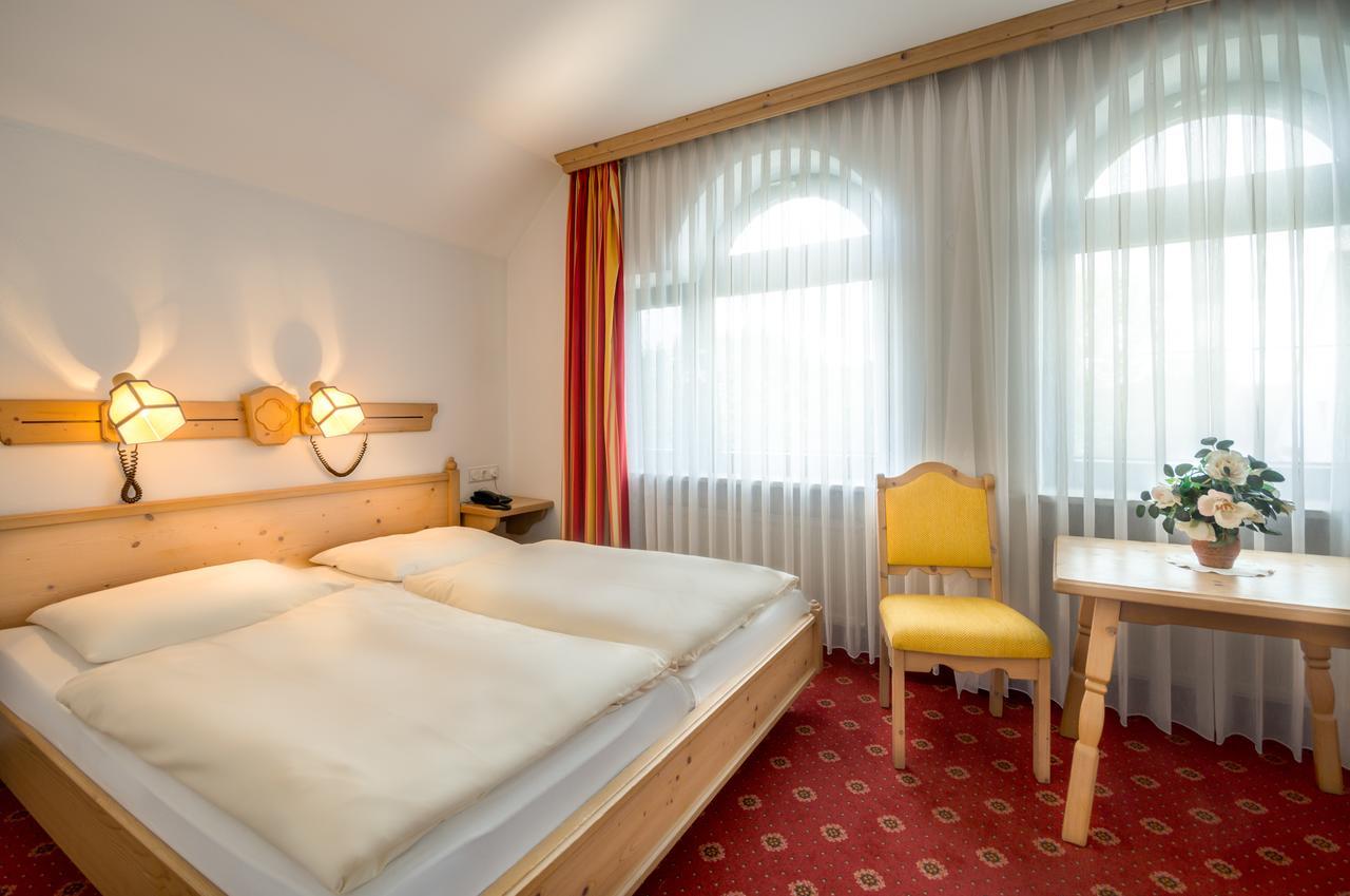 Hotel Gasthof Zur Post Unterföhring Kültér fotó