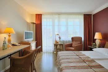 Hotel Gasthof Zur Post Unterföhring Kültér fotó